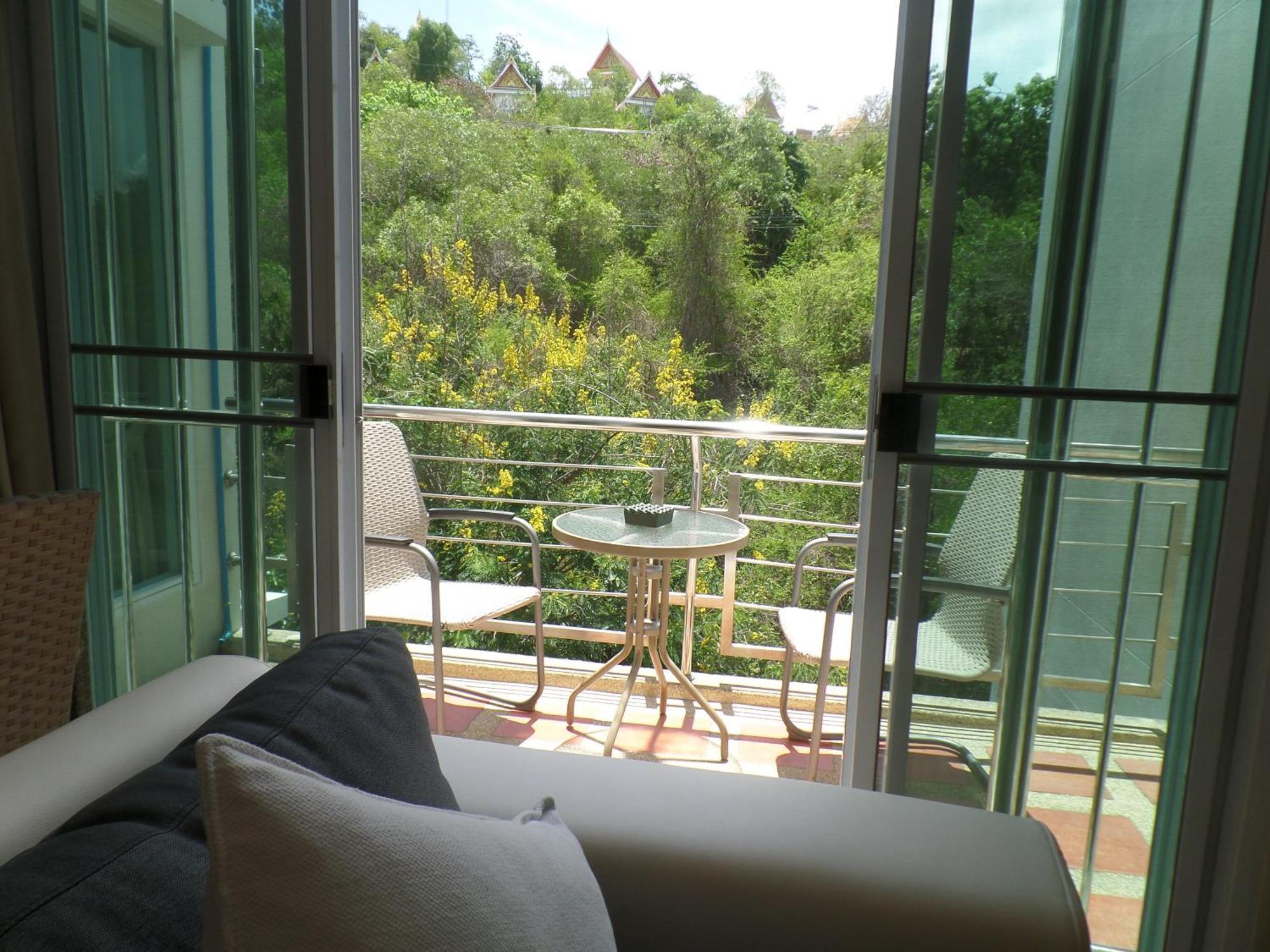Westbury Residence Pattaya Room photo